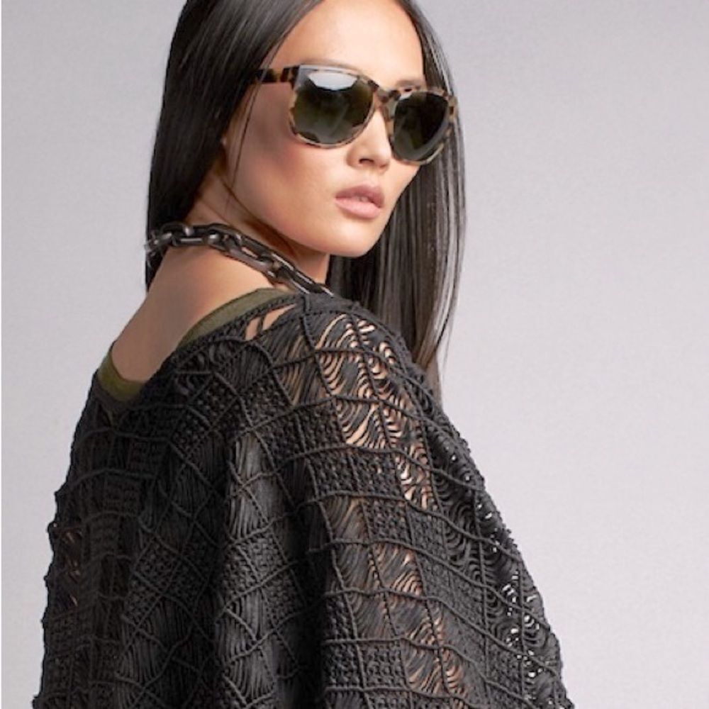 Black Label Black Knitted Macro Argyle Diamond Pattern Shawl